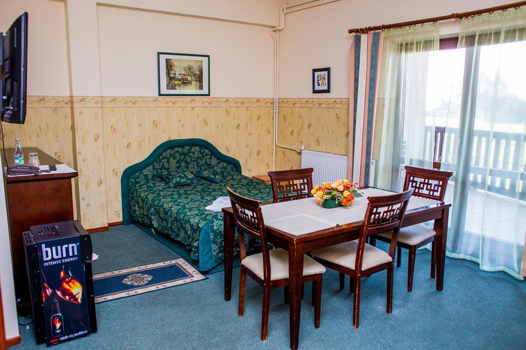 Zajazd Polonez Rzeszów Zimmer foto